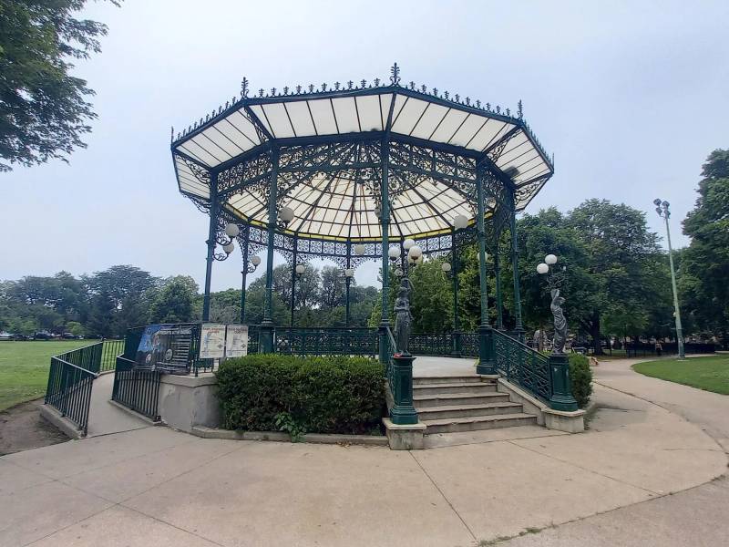 Welles Park, Chicago, IL